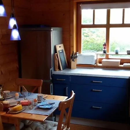 Reuken - Zum Emslotsen Apartman Emden