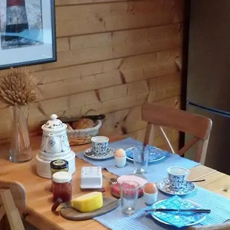 Reuken - Zum Emslotsen Apartmán Emden