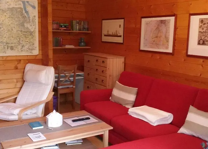 Reuken - Zum Emslotsen Apartman Emden